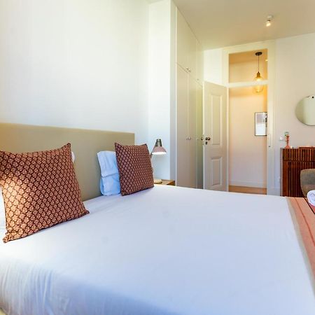 Santa Catarina Apartments By Les Deux Mariettes ลิสบอน ภายนอก รูปภาพ