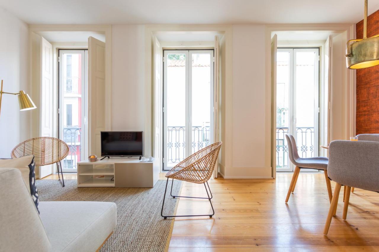 Santa Catarina Apartments By Les Deux Mariettes ลิสบอน ภายนอก รูปภาพ