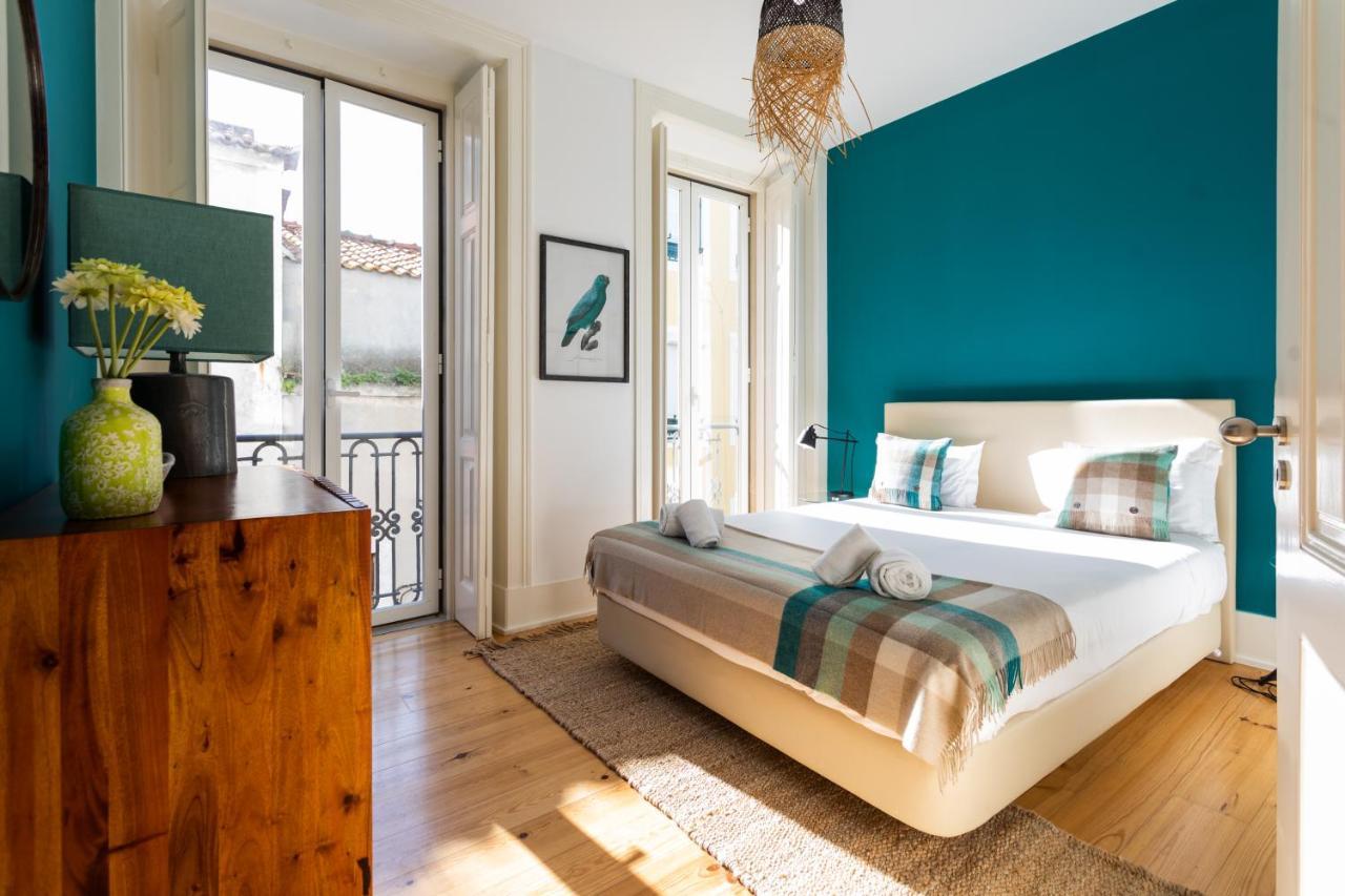 Santa Catarina Apartments By Les Deux Mariettes ลิสบอน ภายนอก รูปภาพ
