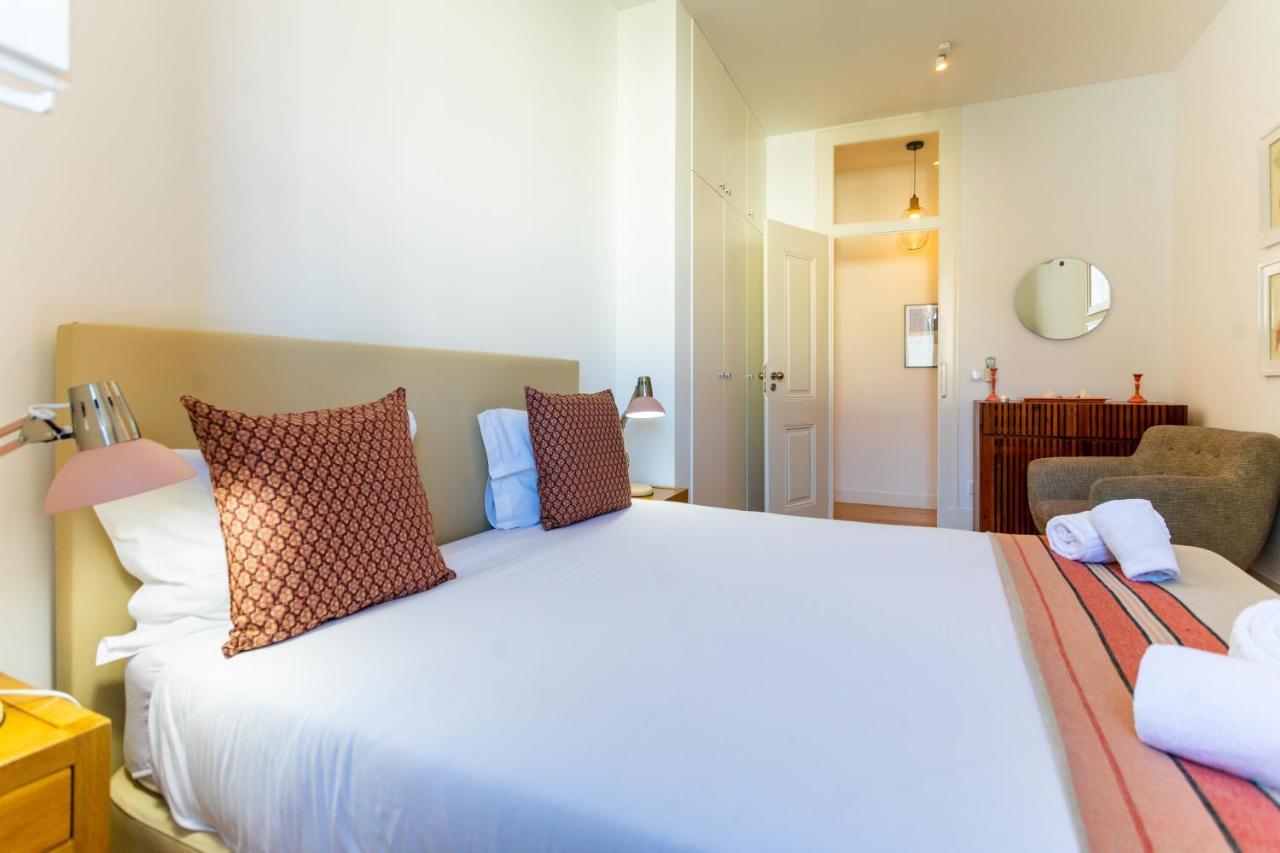 Santa Catarina Apartments By Les Deux Mariettes ลิสบอน ภายนอก รูปภาพ