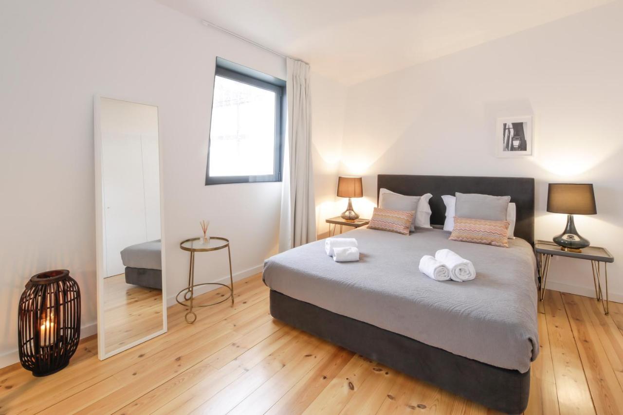 Santa Catarina Apartments By Les Deux Mariettes ลิสบอน ภายนอก รูปภาพ